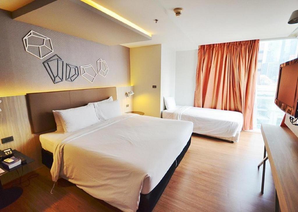 The Heritage Silom Hotel Banguecoque Exterior foto